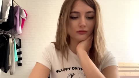 Amelia online show from March 9, 12:09 pm