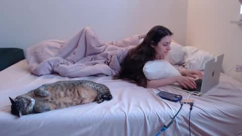 Snapshot of constantcumquest chatting on February 18, 3:30 pm ANR Mommy online show from February 18, 3:30 pm