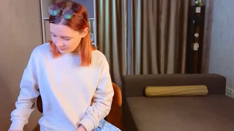 consuelaawkward online show from November 14, 3:16 am