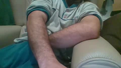 Snapshot of cooadicto_26 chatting on December 22, 2:39 am cooadicto_26 online show from December 22, 2:39 am