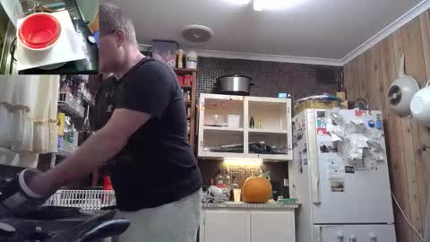 Cookie - I do cooking streams occasionally. Next stream  online show from October 27, 9:52 pm