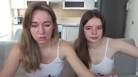 Snapshot of cookies_duo chatting on July 31, 6:13 am Alice untill 16 th February online show from July 31, 6:13 am