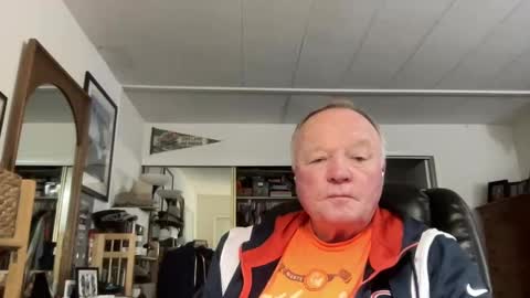 Snapshot of cookoosnest chatting on February 2, 4:11 pm cookoosnest online show from February 2, 4:11 pm