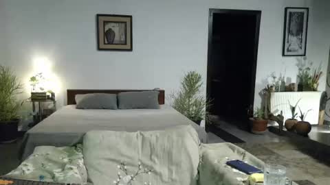 Cool2Buddies online show from August 1, 6:51 pm