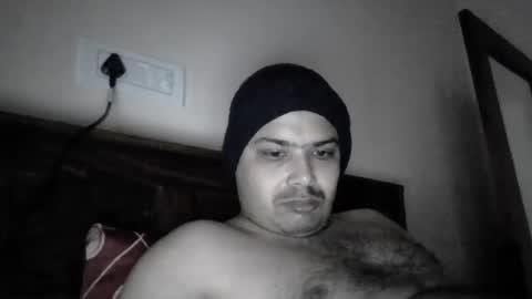 Snapshot of cool_breeze09 chatting on January 26, 2:24 am Cool Breeze09 online show from January 26, 2:24 am