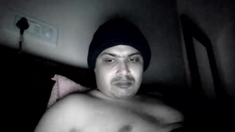 Snapshot of cool_breeze09 chatting on February 4, 5:55 pm Cool Breeze09 online show from February 4, 5:55 pm