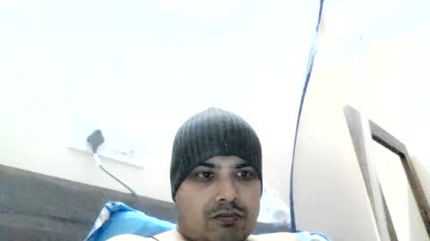 Snapshot of cool_breeze09 chatting on December 17, 10:21 am Cool Breeze09 online show from December 17, 10:21 am