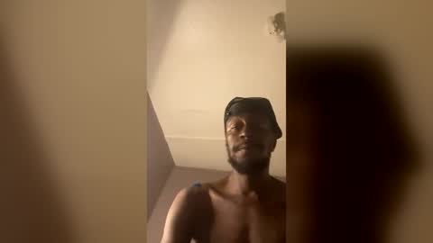 Snapshot of coolco39 chatting on July 11, 8:17 am coolco39 online show from July 11, 8:17 am