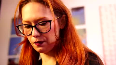 Snapshot of coolteacher chatting on September 15, 7:08 am Ginger The Cringer online show from September 15, 7:08 am