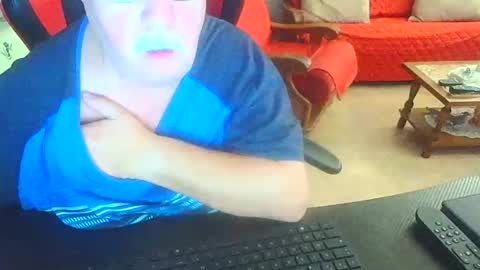 Snapshot of coquin375 chatting on October 22, 6:13 am coquin375 online show from October 22, 6:13 am