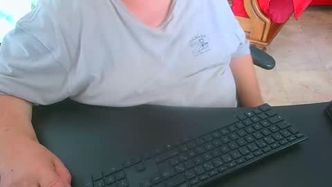 Snapshot of coquin375 chatting on October 31, 12:28 pm coquin375 online show from October 31, 12:28 pm