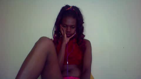 coquine_lara online show from April 24, 7:33 am