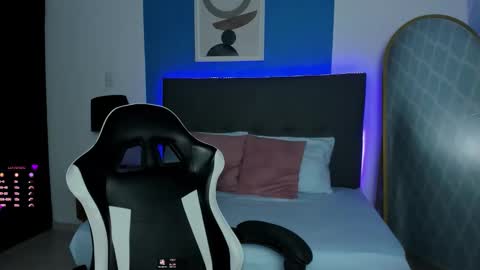  CORA  online show from October 6, 12:46 pm