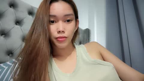 Cora online show from March 15, 7:09 pm