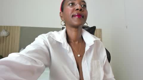 Snapshot of coral_15_ chatting on November 15, 7:54 pm C O R A L online show from November 15, 7:54 pm