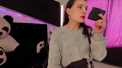 Coral  online show from March 4, 12:33 pm