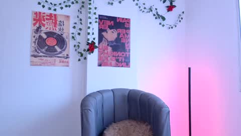 Snapshot of coraliebronson chatting on June 6, 7:29 pm Coralie Bronson online show from June 6, 7:29 pm