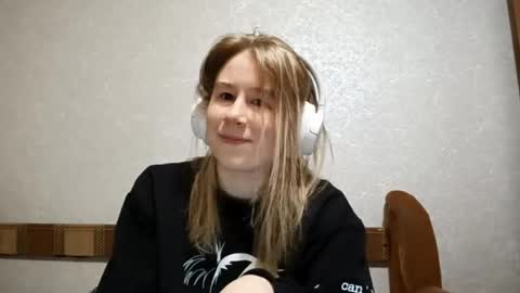 Niki online show from May 30, 12:13 pm