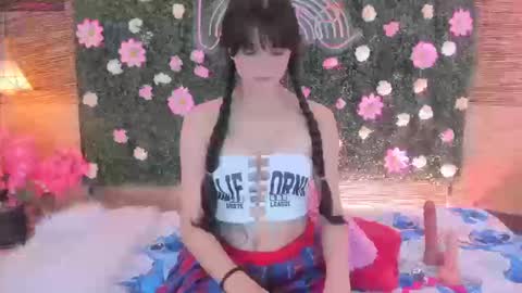 Snapshot of coralinexxx07 chatting on September 16, 12:00 am Coraline uwu     Bienvenidos al dulce mundo de Coraline    Hola amores soy Coraline  Una chica  tierna juguetona online show from September 16, 12:00 am