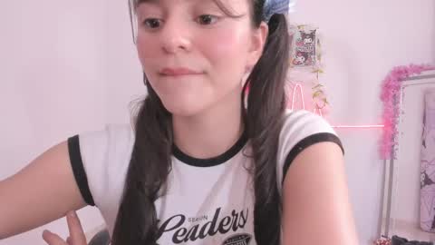 Coraline uwu     Bienvenidos al dulce mundo de Coraline    Hola amores soy Coraline  Una chica  tierna juguetona online show from April 28, 6:13 pm