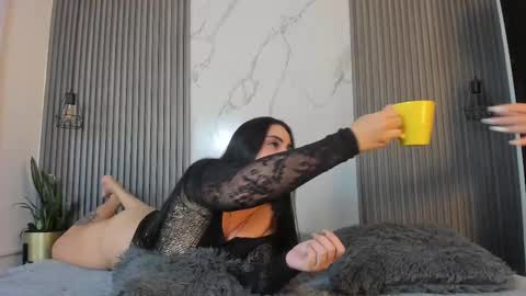 C O R A L  C A L I O P E   online show from February 15, 7:17 pm