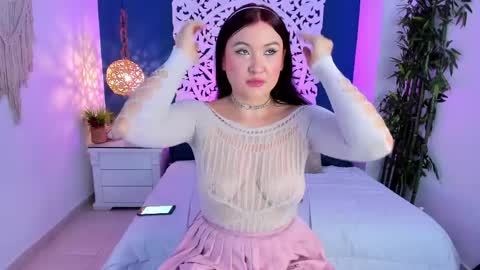  online show from April 22, 3:13 pm
