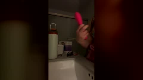 corals_house online show from February 11, 7:13 am