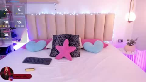 Coral Smith online show from February 19, 7:38 pm