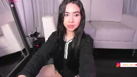 coralwells online show from July 28, 1:12 am