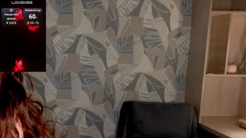 Snapshot of cordiacower chatting on November 3, 1:19 am Leya online show from November 3, 1:19 am