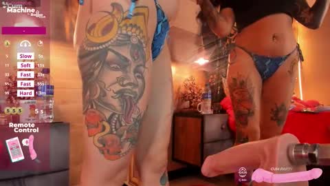 Snapshot of cori_paige chatting on November 9, 4:44 am Cori online show from November 9, 4:44 am