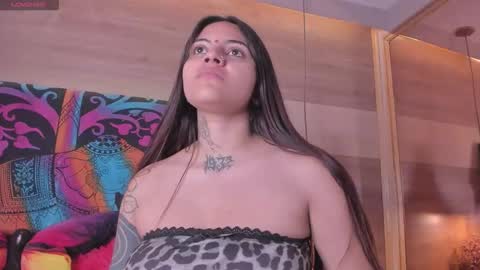 Snapshot of cori_paige chatting on November 25, 1:55 pm Cori online show from November 25, 1:55 pm