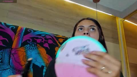 Snapshot of cori_paige chatting on December 1, 10:37 pm Cori online show from December 1, 10:37 pm