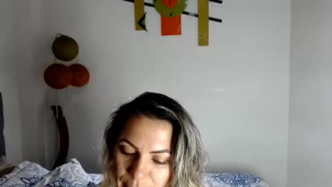 Snapshot of corinnasex chatting on June 8, 9:04 pm corinnasex online show from June 8, 9:04 pm