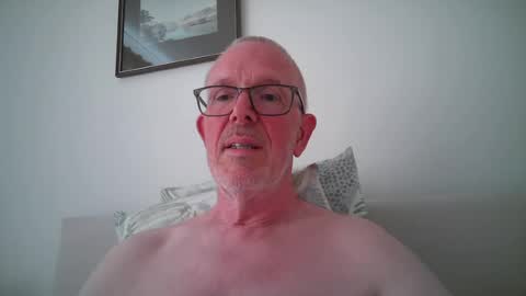 Snapshot of coriolis1957 chatting on July 25, 2:03 pm coriolis1957 online show from July 25, 2:03 pm