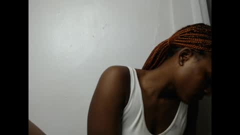 Snapshot of cornxslut chatting on June 19, 10:35 pm cornxslut online show from June 19, 10:35 pm