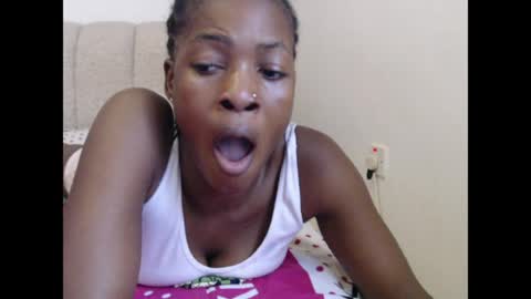 Snapshot of cornxslut chatting on July 1, 8:38 am cornxslut online show from July 1, 8:38 am