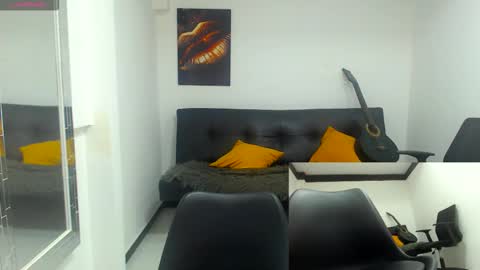 cory_hott_ online show from November 15, 7:10 pm