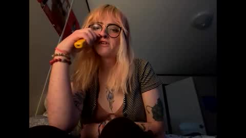 Snapshot of coryporter110 chatting on March 20, 11:53 pm Rubie online show from March 20, 11:53 pm