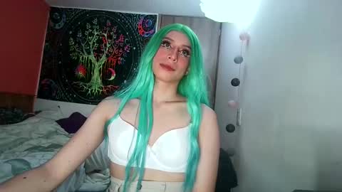 Snapshot of cosmic_crystal chatting on February 18, 11:08 pm cosmic_crystal online show from February 18, 11:08 pm