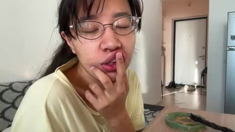 Lina online show from October 15, 11:10 am