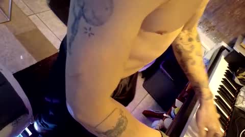 Snapshot of cough2getoff chatting on October 29, 10:55 pm Corey online show from October 29, 10:55 pm