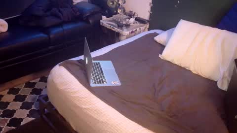 Snapshot of cough2getoff chatting on December 5, 6:59 pm Corey online show from December 5, 6:59 pm