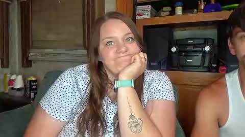 countrybumkin94 online show from July 2, 5:57 am