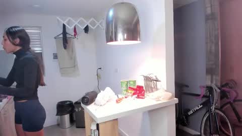 Snapshot of couple_funnyy chatting on November 9, 12:20 am couple_funnyy online show from November 9, 12:20 am