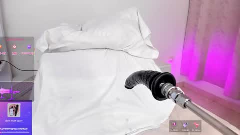 Snapshot of couple_naughty20 chatting on November 11, 12:21 am Maria online show from November 11, 12:21 am