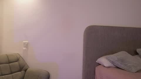 Kay online show from July 9, 11:25 am