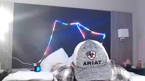 Ieathairytacos online show from January 11, 9:53 pm