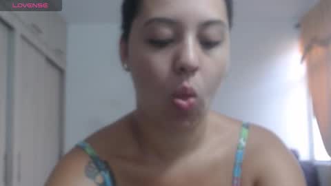  ALEJANDRO Y EMILY  online show from December 2, 12:32 pm