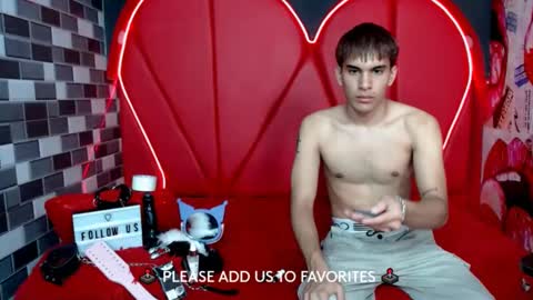 MIA LIZ AND SAM online show from February 5, 7:31 pm